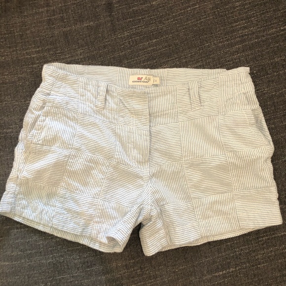Vineyard Vines Blue Seersucker Women’s Shorts - Picture 2 of 8